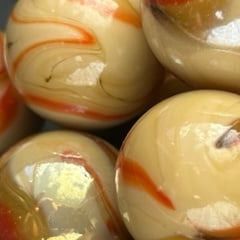 Lava Creme 22mm